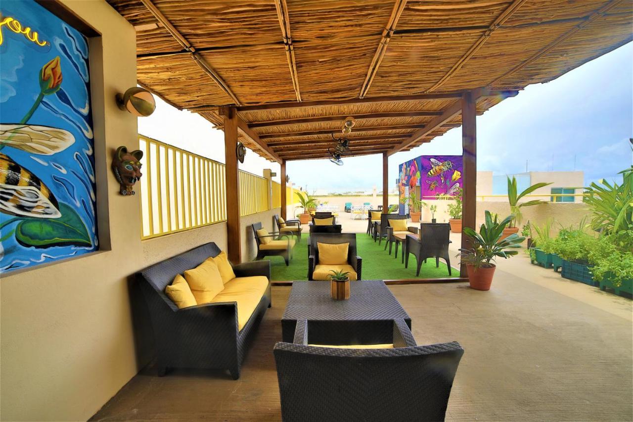 Hotel 12 BEES Playa del Carmen Exterior foto